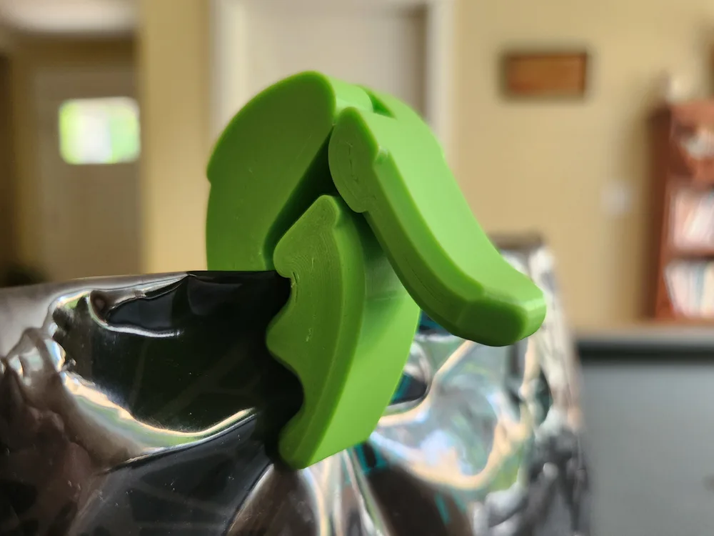 Mola de sacos com trinco